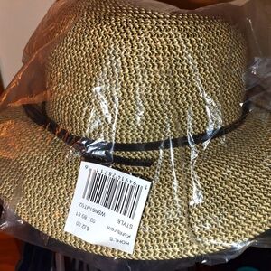 NWT Packable Cloche Hat W/ Faux Suede Trim Tie, OS